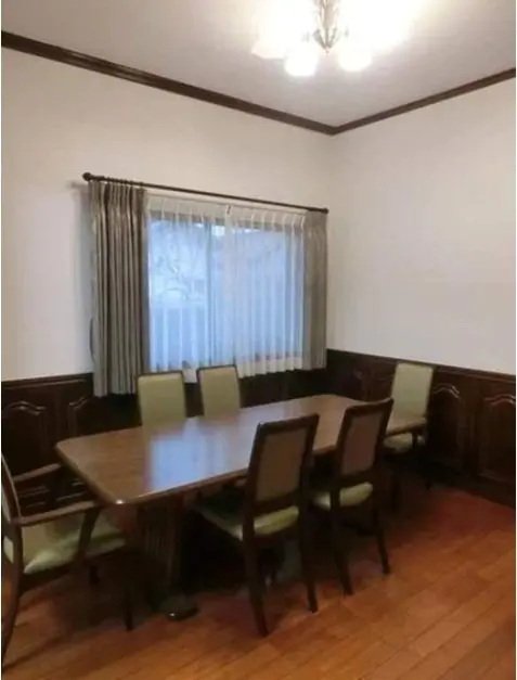 Room with chairs and tables